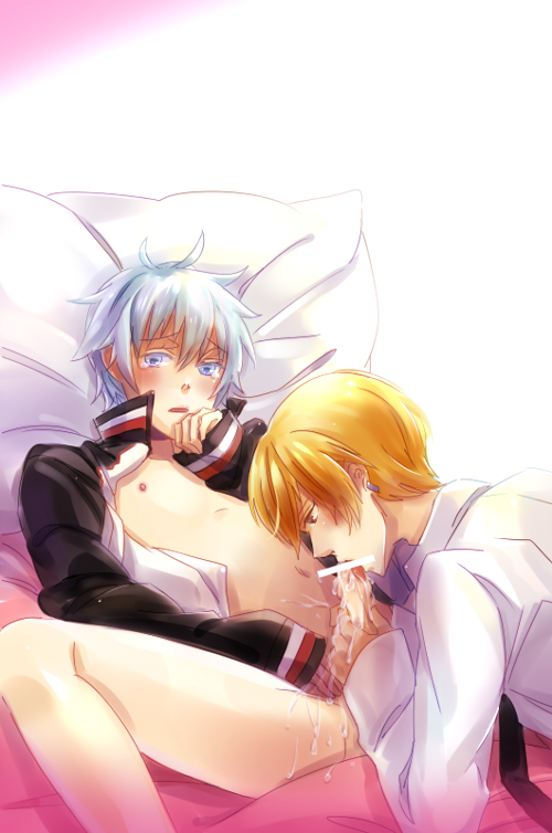 2boys blonde_hair blue_eyes blue_hair bottomless cum cum_on_body cum_on_hand cum_on_self cum_on_upper_body fellatio gay hair handjob human kise_ryouta kuroko_no_basuke kuroko_tetsuya male male_only multiple_boys nipples open_clothes oral spread_legs yaoi yellow_eyes