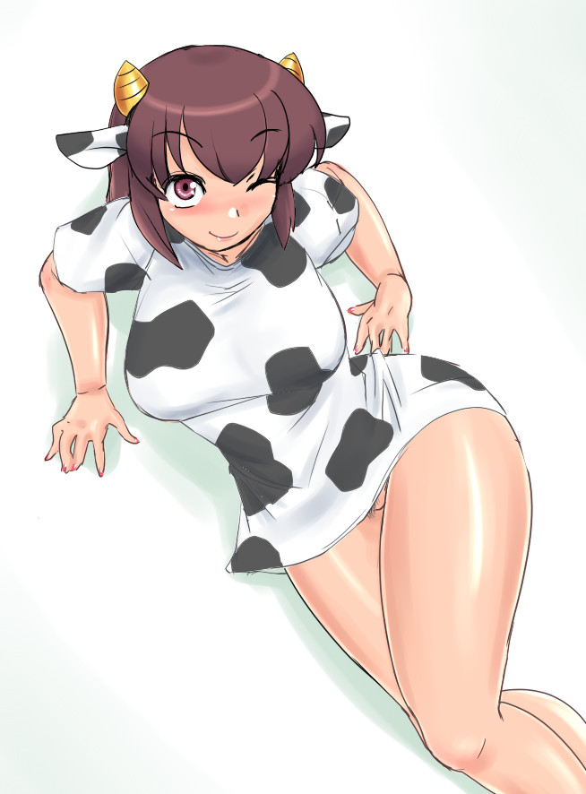 animal_ear bottomless breasts brown_hair cow_accoutrements cow_ear cow_girl cow_print curvy female horns konmori_(kinbou_sokai) large_breasts legs lying moo_bitch nail_polish no_panties pubic_hair pussy shirt short_hair solo thighs uncensored wink