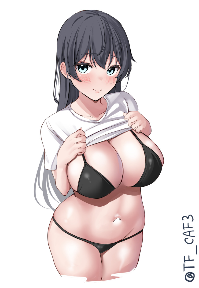 agano_(kantai_collection) alternate_costume black_hair blue_eyes breasts cleavage clothes_lift cowboy_shot cropped_legs female highres kantai_collection large_breasts lifted_by_self long_hair navel one-hour_drawing_challenge shirt shirt_lift short_sleeves simple_background smile solo tf_cafe twitter_username white_background white_shirt