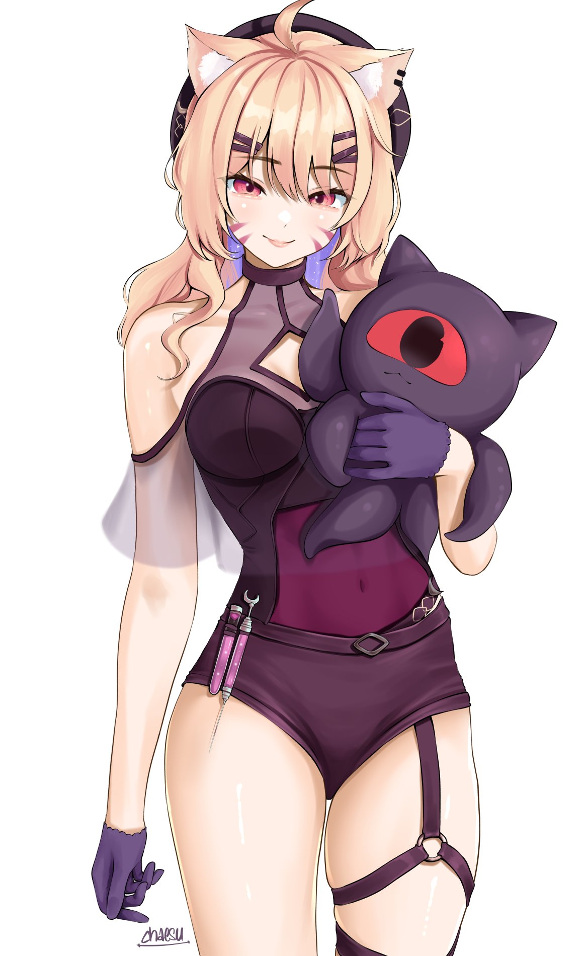 ahoge animal_ears artist_name ass_visible_through_thighs bangs bare_shoulders belt black_gloves blonde_hair blush breasts cat_ears closed_mouth covered_navel eyebrows_visible_through_hair female garter_straps gloves hair_ornament hairclip leotard long_hair looking_at_viewer medium_breasts purple_gloves purple_legwear red_eyes sidelocks signature simple_background single_thighhigh skindentation smile solo squchan_(vtuber) standing striped thighhighs vyugen white_background