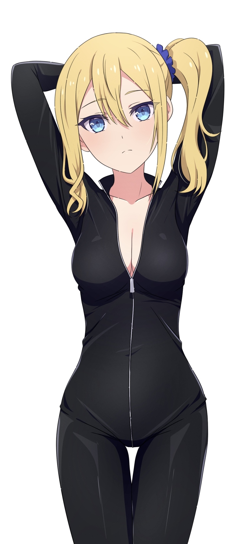 1girl absurdres arms_behind_head arms_up black_bodysuit blonde_hair blue_eyes blue_scrunchie bodysuit breasts cleavage closed_mouth cowboy_shot hayasaka_ai high_side_ponytail highres kaguya-sama_wa_kokurasetai_~tensai-tachi_no_renai_zunousen~ looking_at_viewer medium_breasts na-suke scrunchie side_ponytail simple_background skin_tight solo thigh_gap white_background zipper_pull_tab