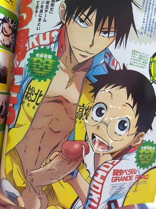 2boys abs black_hair cum cum_in_mouth erection facial fellatio glasses hair handjob happy_sex imaizumi_shunsuke male_only multiple_boys muscle onoda_sakamichi oral size_difference smirk yaoi yowamushi_pedal