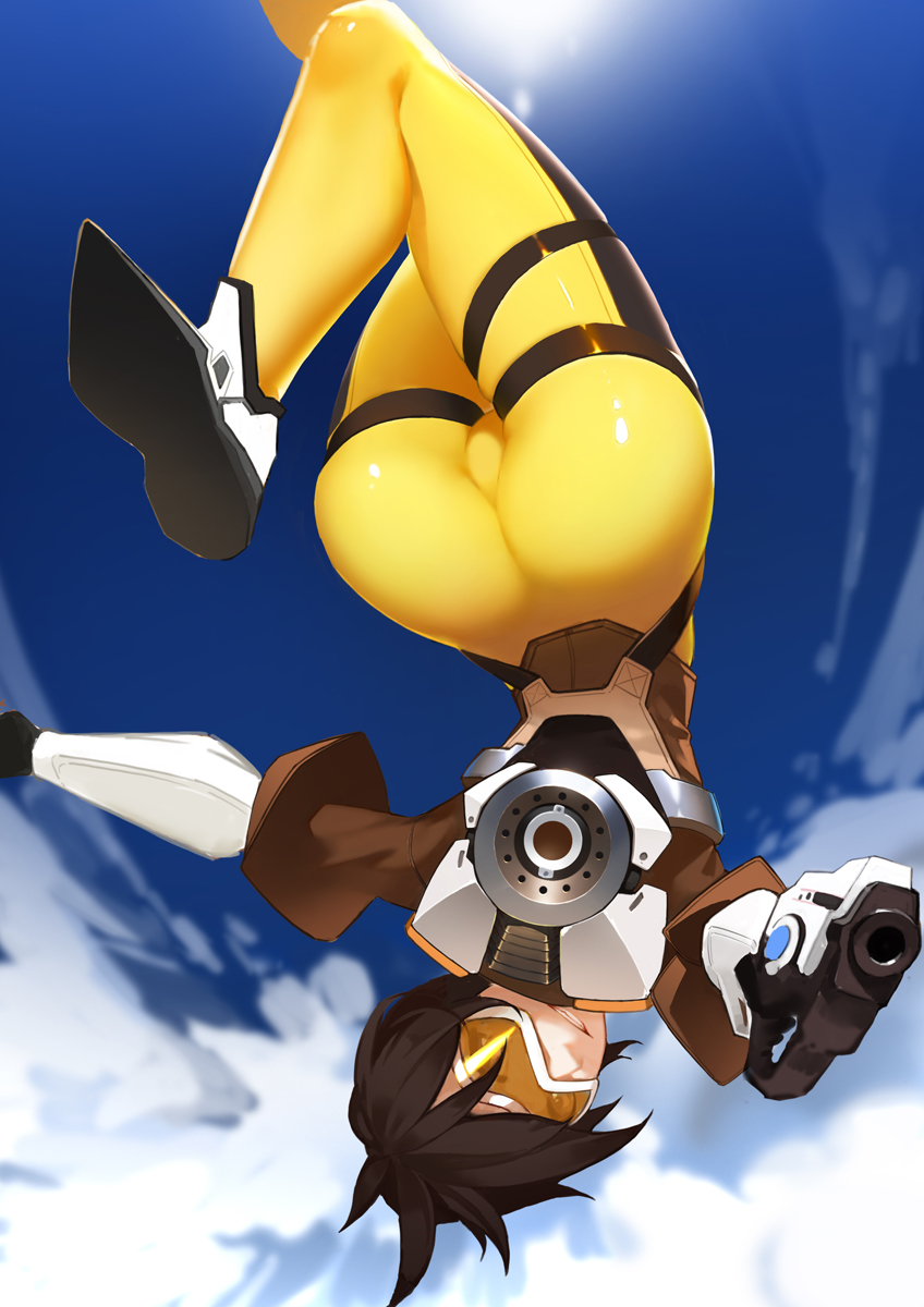 ass, bodysuit, cameltoe, clothed, female, from behind, grin, looking at viewer, nero (nilu), overwatch, pussy, short hair, skin tight, solo, thick thighs, thigh gap, thigh strap, thighs, tracer, wide hips