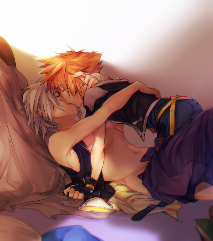 2boys, brown hair, kingdom hearts, kissing, lying, male, male focus, male only, multiple boys, multiple males, riku, silver hair, smaller dominant, sora, sora (kingdom hearts), undressing, yaoi