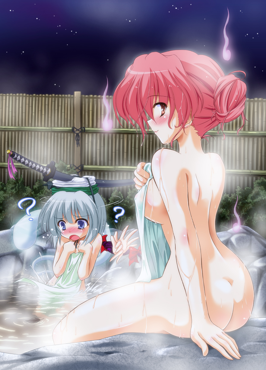 alternate_hairstyle ass bath blue_eyes blush breasts covering from_behind gap hair_up highres hitodama katana myon naked_towel nude nude_cover onsen pink_hair red_eyes red_hair reverse_noise short_hair sideboob silver_hair sword touhou towel weapon yamu_(reverse_noise) youmu_konpaku youmu_konpaku_(ghost) yukari_yakumo yuyuko_saigyouji