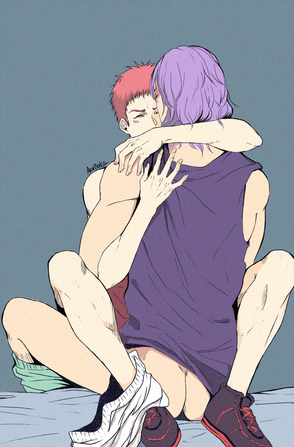 2boys akubaka ass atsushi_murasakibara bed kuroko's_basketball kuroko_no_basuke long_hair_male male male_focus purple_hair red_hair seijuro_akashi short_hair undressing wince yaoi