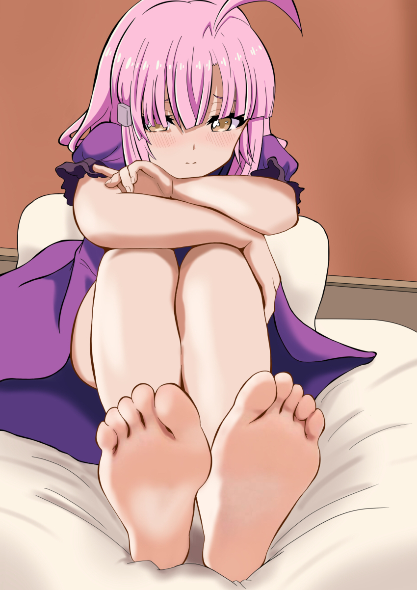 ahoge barefoot bed blush brown_eyes dress feet female gakkou_gurashi! highres long_hair looking_away nush_advance pillow pink_hair resolution_mismatch sakura_megumi soles toes