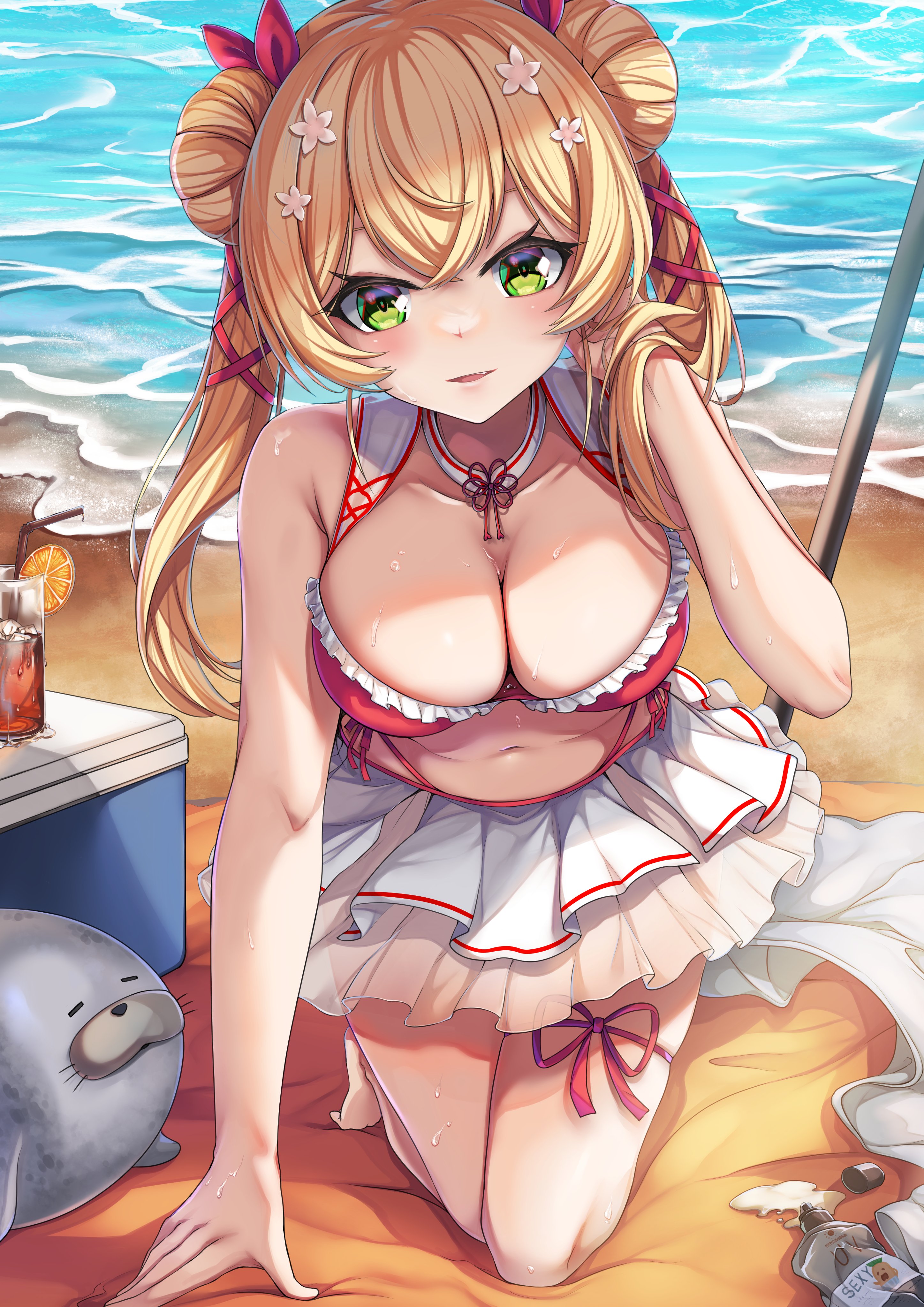 absurdres, bangs, bare arms, beach, bikini, bikini skirt, blonde hair, breasts, choker, cleavage, collarbone, crossed bangs, dincat, double bun, female, flower, from above, green eyes, hair between eyes, hair bun, hair flower, hair ornament, hand in own hair, highres, hololive, hololive gen 5, hololive japan, large breasts, long hair, looking at viewer, momosuzu nene, momosuzu nene (seal), ocean, open mouth, seal, smile, solo, swimsuit, twintails, virtual youtuber