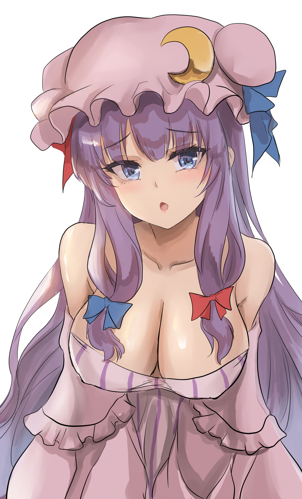 :o bangs bare_shoulders blue_bow blue_ribbon blush bow breasts cleavage collarbone crescent crescent_hat_ornament dress eyebrows_visible_through_hair female hairbow hat hat_ornament highres large_breasts long_hair looking_at_viewer mob_cap namiki_(remiter00) open_mouth patchouli_knowledge purple_hair red_bow ribbon sidelocks simple_background solo striped striped_dress touhou vertical-striped_dress vertical_stripes very_long_hair white_background