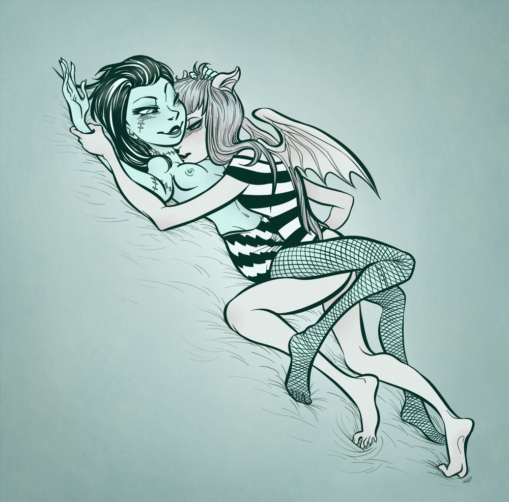 2girls bottomless feet fishnet fishnet_legwear fishnets frankenstein's_monster frankie_stein french_female gargoyle green_skin grey_skin kissing_neck monster_high multiple_girls rochelle_goyle stitches striped striped_clothing striped_shirt stripes topless wings yuri