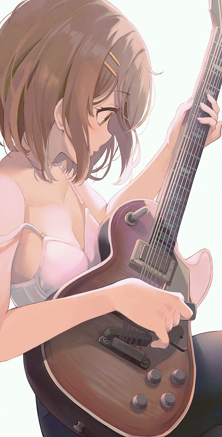 guitar hiroki_yyqw7151 instrument k-on! playing_guitar playing_instrument short_hair white_background yui_hirasawa_(k-on!)