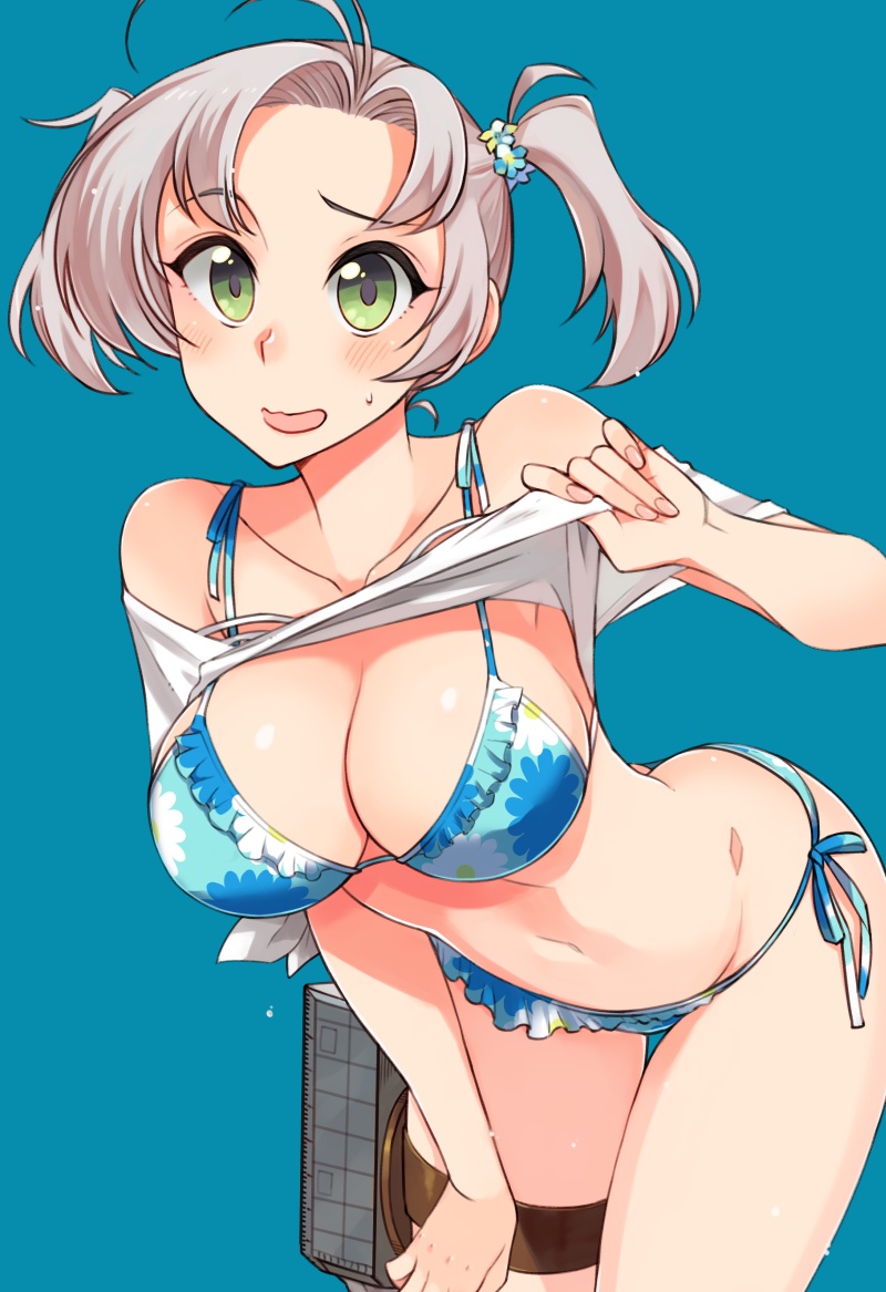 antenna_hair bikini blue_background blue_bikini breasts cleavage clothes_lift cowboy_shot female floral_print green_eyes grey_hair hair_tie kantai_collection kinugasa_(kantai_collection) kusanagi_tonbo leaning_forward lifted_by_self looking_at_viewer machinery medium_breasts official_alternate_costume shirt_lift short_hair short_twintails side-tie_bikini_bottom solo swimsuit twintails