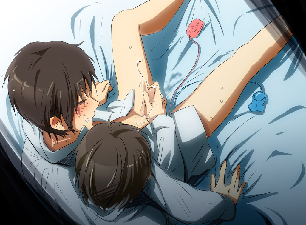 2boys bedsheets blush bottomless cum cum_on_thighs forced_orgasm gay handjob itsuki_koizumi kyon penis suzumiya_haruhi_no_yuuutsu tears vibrator yaoi