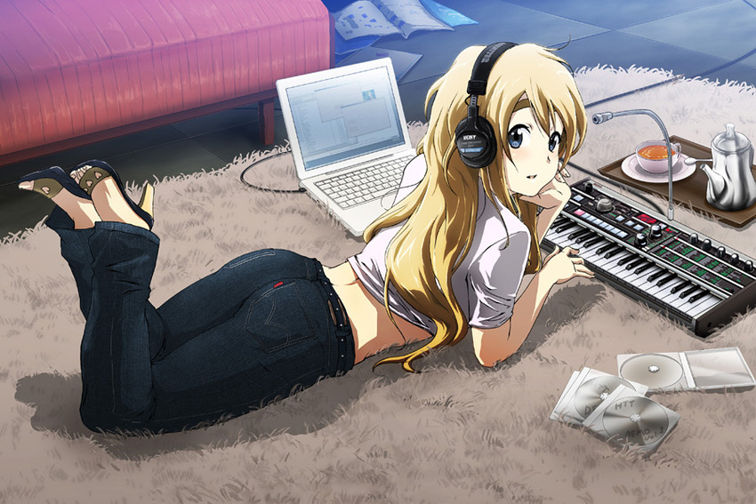 1girls big_butt blonde_hair butt computer female jeans k-on! keyboard keyboard_instrument long_hair lying_on_floor lying_on_stomach smile solo tea tsumugi_kotobuki_(k-on!)