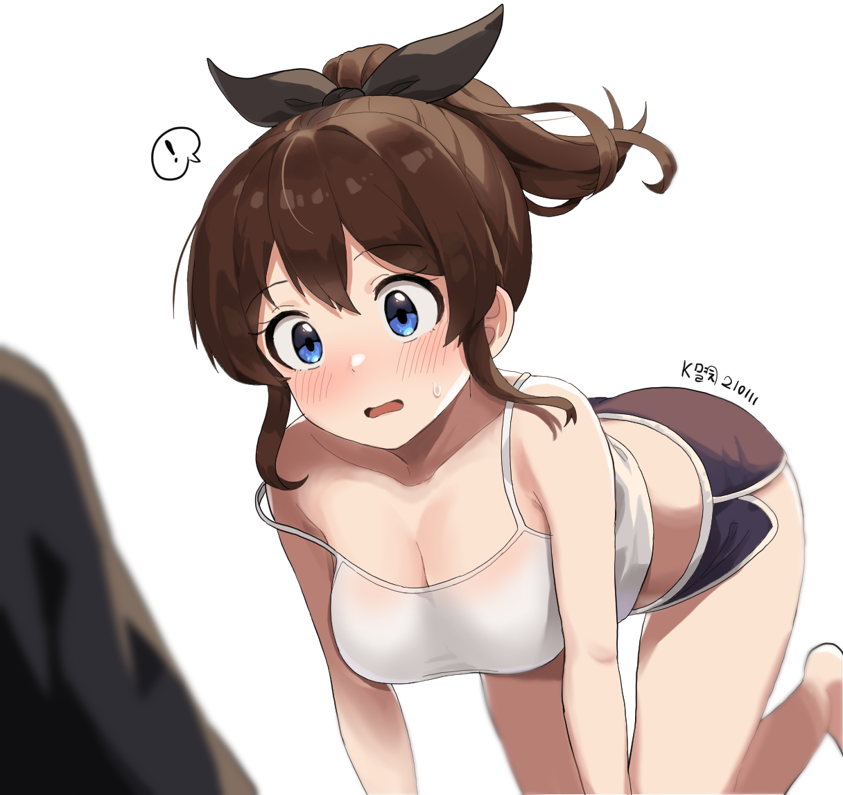 !, 2020s, 2023, bare arms, bare shoulders, barefoot, bent over, black shorts, blue eyes, breasts, brown hair, camisole, cleavage, collarbone, crop top, dolphin shorts, female, hair ribbon, idolmaster, idolmaster million live!, idolmaster million live! theater days, large breasts, long hair, midriff, ponytail, ribbon, satake minako, shirt, short shorts, shorts, side slit, simple background, sleeveless, sleeveless shirt, solo, spaghetti strap, spoken exclamation mark, strap slip, thighs, white background, white shirt