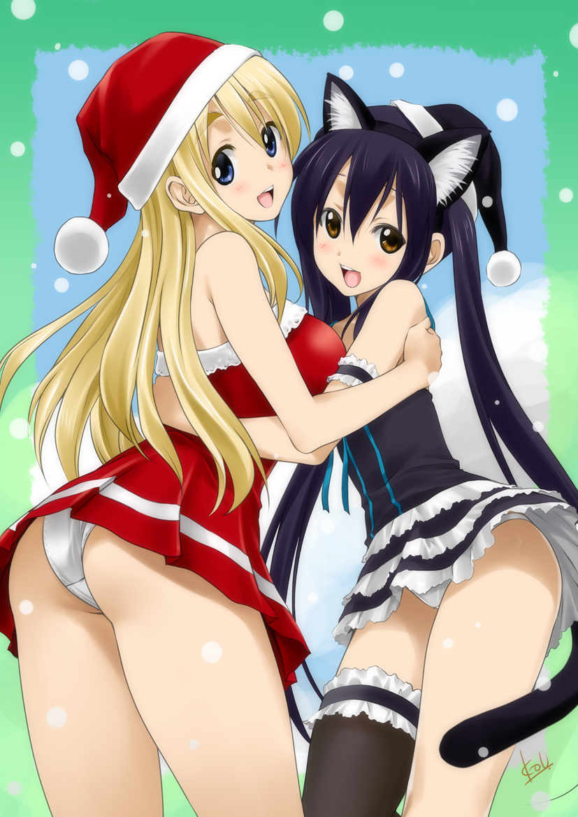 2d 2girls azusa_nakano_(k-on!) black_hair blonde_hair butt cat_ears cat_tail christmas female female_only k-on! medium_ass medium_butt multiple_girls panties santa_costume santa_hat small_ass small_butt smiling snow thick_eyebrows tsumugi_kotobuki_(k-on!)