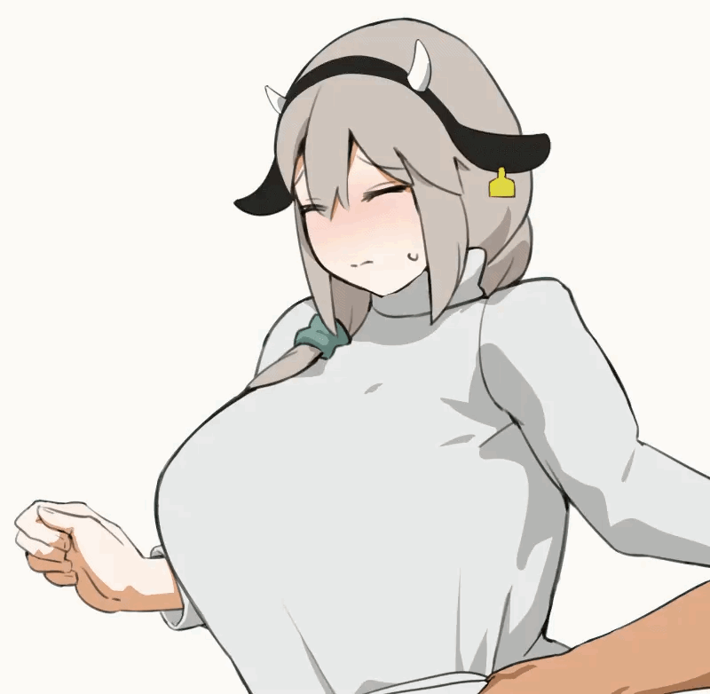1girls animated animated artist_request bikini blush huge_breasts tagme uzaki-chan_wa_asobitai! uzaki_tsuki