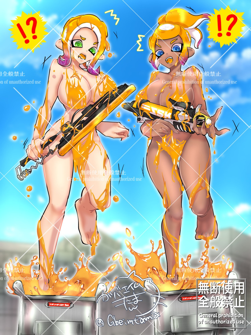 !? 2girls barefoot blue_eyes breasts female gbeimtama green_eyes large_breasts naked nintendo nude octoling octoling_girl open_mouth ponytail shocked splatoon splatoon_3 tentacle_hair weapons