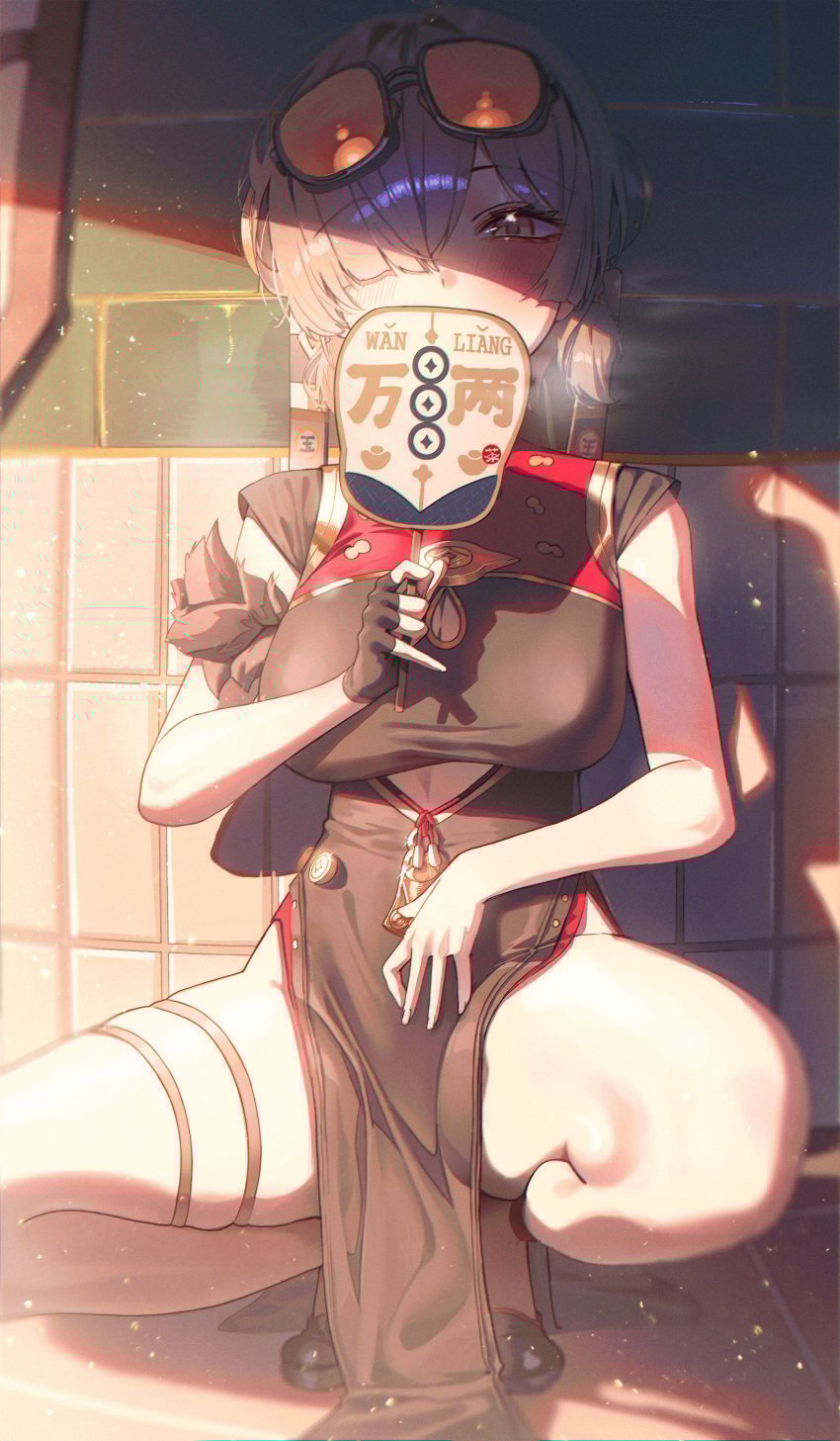 absurdres black_dress black_gloves black_shoes blonde_hair blush breasts china_dress chinese_clothes chromatic_aberration cleavage_cutout clothing_cutout commentary_request covering_own_mouth cutout_above_navel domi_(hongsung0819) dress eyewear_on_head female fingerless_gloves gloves hair_over_one_eye hand_fan highres holding holding_fan korean_commentary large_breasts light_particles looking_at_viewer orange-tinted_eyewear pelvic_curtain purple_eyes shadow shoes single_fingerless_glove single_glove solo squatting sweety_(zenless_zone_zero) tinted_eyewear tuanshan underboob_cutout zenless_zone_zero