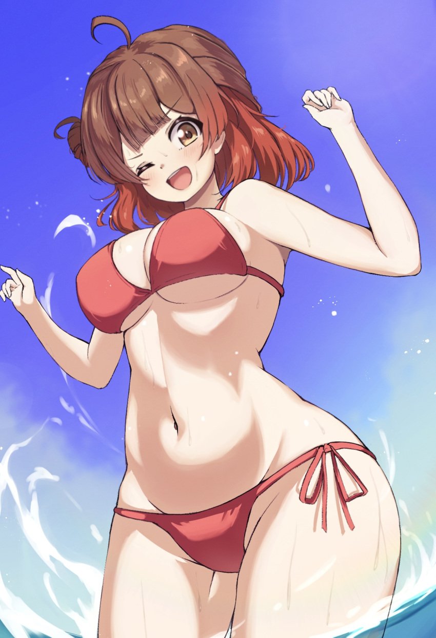 ahoge bikini blue_sky breasts brown_eyes cleavage female from_below gakuen_idolmaster gradient_hair half_updo hanami_ume highres idolmaster medium_breasts multicolored_hair navel one_eye_closed red_bikini red_hair short_hair side-tie_bikini_bottom sky solo swimsuit una_(pixiv109718693) underboob wading water