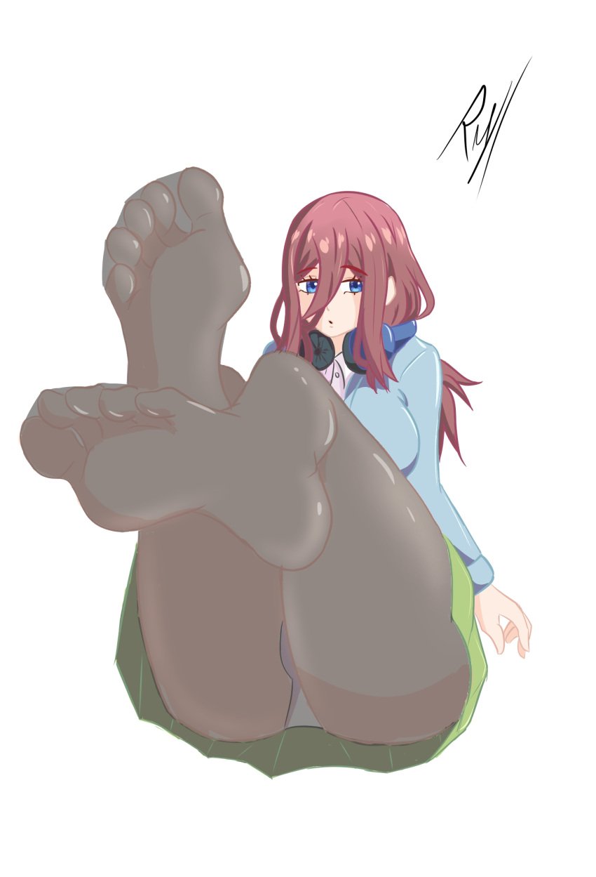 1girls barefoot billybarson blue_eyes feet female_human_feet foot_fetish foot_focus go-toubun_no_hanayome headphones nakano_miku royalmcgun77 simple_background skirt solo stockings toes upskirt