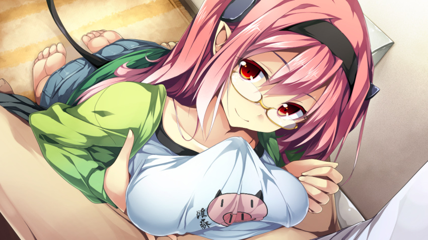 barefoot breast_hold female game_cg glasses headband jitnya_noru_butoka long_hair luxury mahan male maou_no_kuse_ni_namaiki_da! paizuri pink_hair red_eyes straight tail