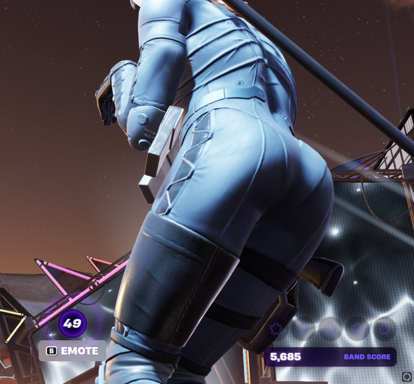 1boy ass big_ass femboy fortnite fortnite:_festival game_screenshot raiden_(metal_gear) screenshot twink white_hair