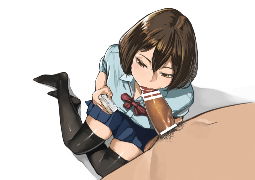 bow brown_eyes brown_hair censored fellatio kouhai-chan_(yomu_(sgt_epper)) oral original penis phone pubic_hair seifuku short_hair tani_(sgt_epper) thighhighs white_background yomu_(sgt_epper) zettai_ryouiki