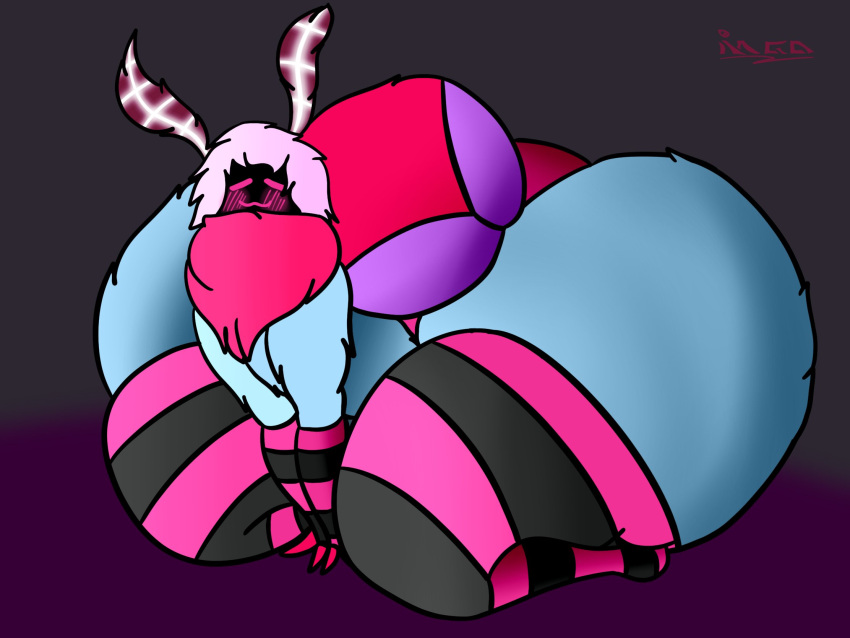 1boy big_ass bubble_butt furry huge_ass hyper_ass moth tagme thick_thighs veevee veevee_(artist) veeveederi wide_hips