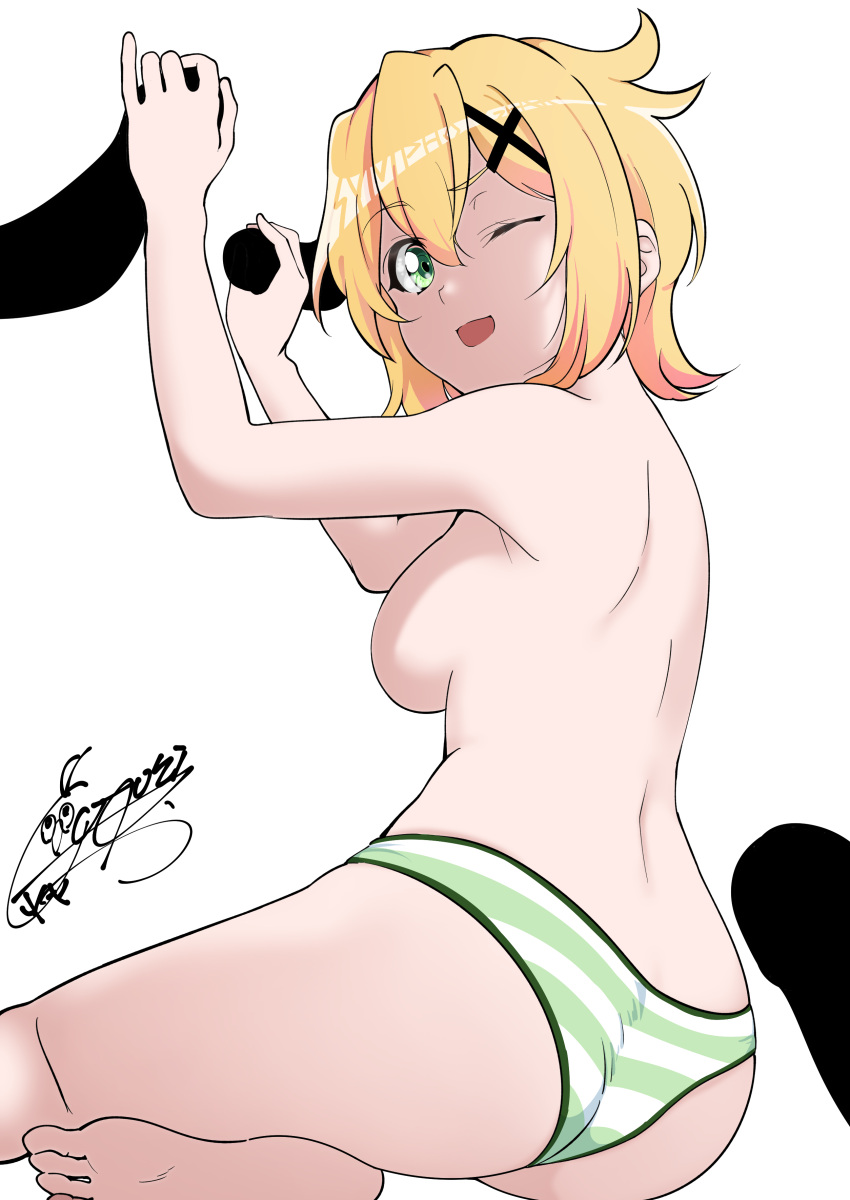 Akatsuki Kirika (Senki Zesshou Symphogear) Rule 34 Image