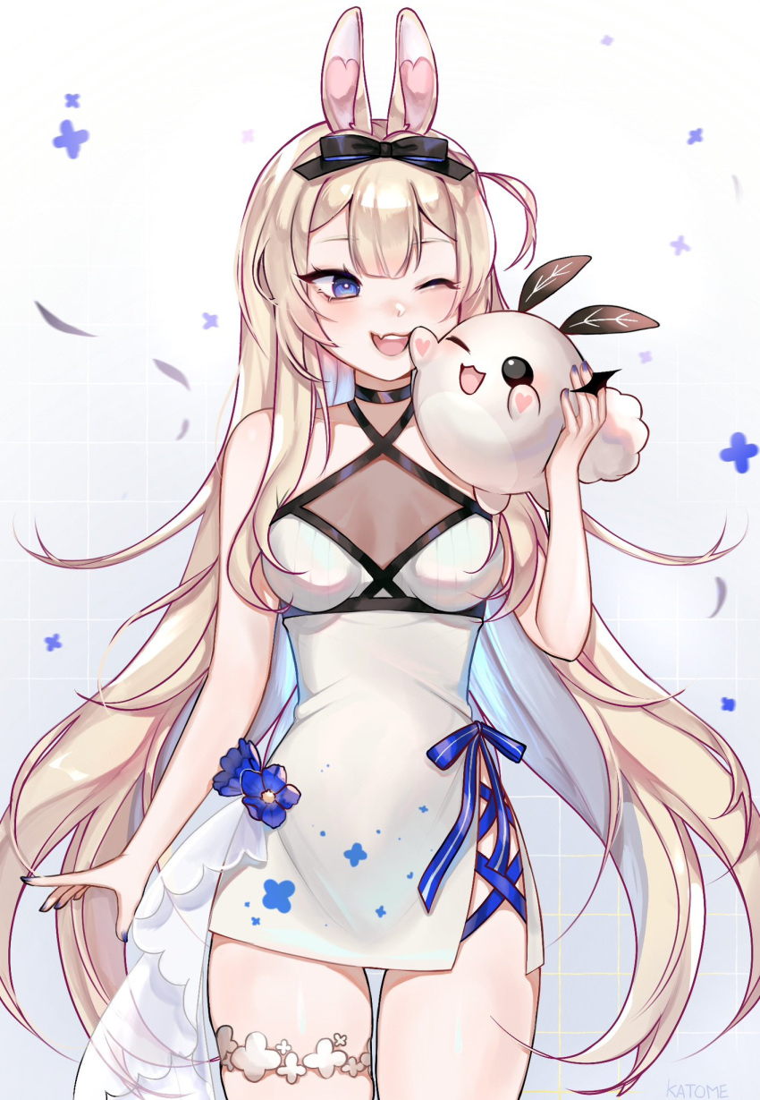 1girl ;d animal animal_ears bangs bare_arms bare_shoulders black_bow blonde_hair blue_eyes blush bow breasts bunny_ears bunny_girl cleavage cowboy_shot diagonal_stripes dress eyebrows_visible_through_hair female hair_between_eyes hair_bow holding holding_animal holding_stuffed_toy long_hair looking_at_viewer medium_breasts one_eye_closed open_mouth ribbon sleeveless sleeveless_dress smile solo standing striped striped_background striped_bow thigh_strap vertical_stripes very_long_hair virtual_youtuber vyugen white_dress yenko