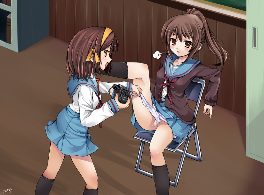 brown_hair camera cardigan female female_only hairband human kyonko multiple_females multiple_girls panties panty_pull ponytail pussy rule_63 school_uniform serafuku sigh sitting suzumiya_haruhi suzumiya_haruhi_no_yuuutsu tied_hair tomusooya underwear yuri