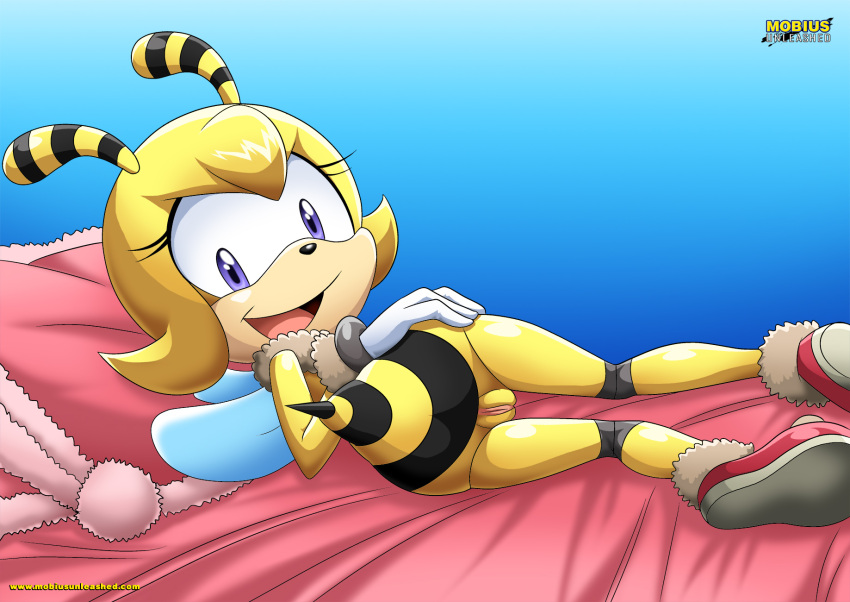 bbmbbf clothing hand_on_hip mobius_unleashed on_bed palcomix purple_eyes saffron_bee showing_pussy smiling_at_viewer sonic_(series) sonic_the_hedgehog_(series) yellow_hair