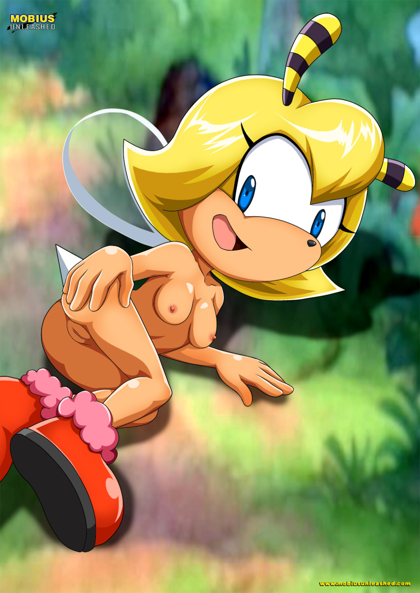 bbmbbf blue_eyes breasts clothing hand_on_ass lying_down lying_on_side mobius_unleashed palcomix pussy saffron_bee showing_ass sonic_(series) sonic_the_hedgehog_(series) yellow_hair