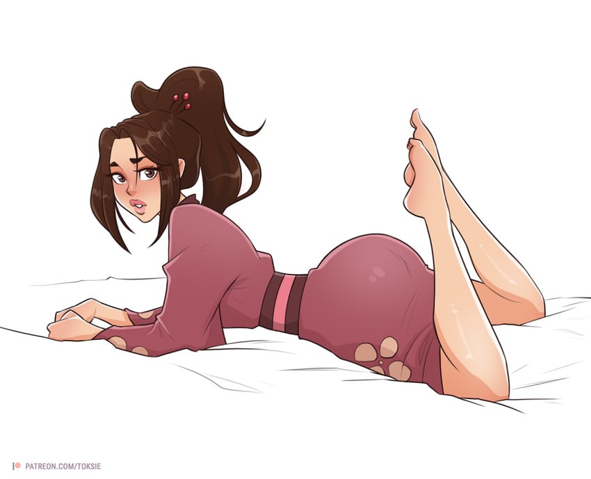 1girls anime_style ass barefoot bedsheets big_ass brown_eyes brown_hair butt clothed feet female female_only fuu image lips looking_at_viewer looking_back lying_on_bed on_stomach ponytail samurai_champloo solo the_pose thick_lips tied_hair toksie white_background