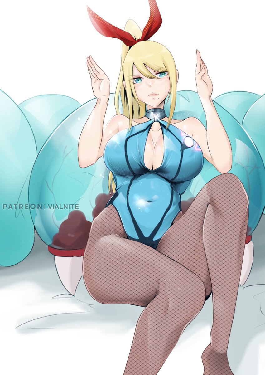 1girls blonde_hair blue_eyes blue_leotard breasts bunny_ears fake_animal_ears fishnet_pantyhose fishnets hi_res highres large_breasts leotard looking_at_viewer metroid metroid_(creature) mole mole_under_mouth nintendo pantyhose playboy_bunny ponytail samus_aran sitting vialnite