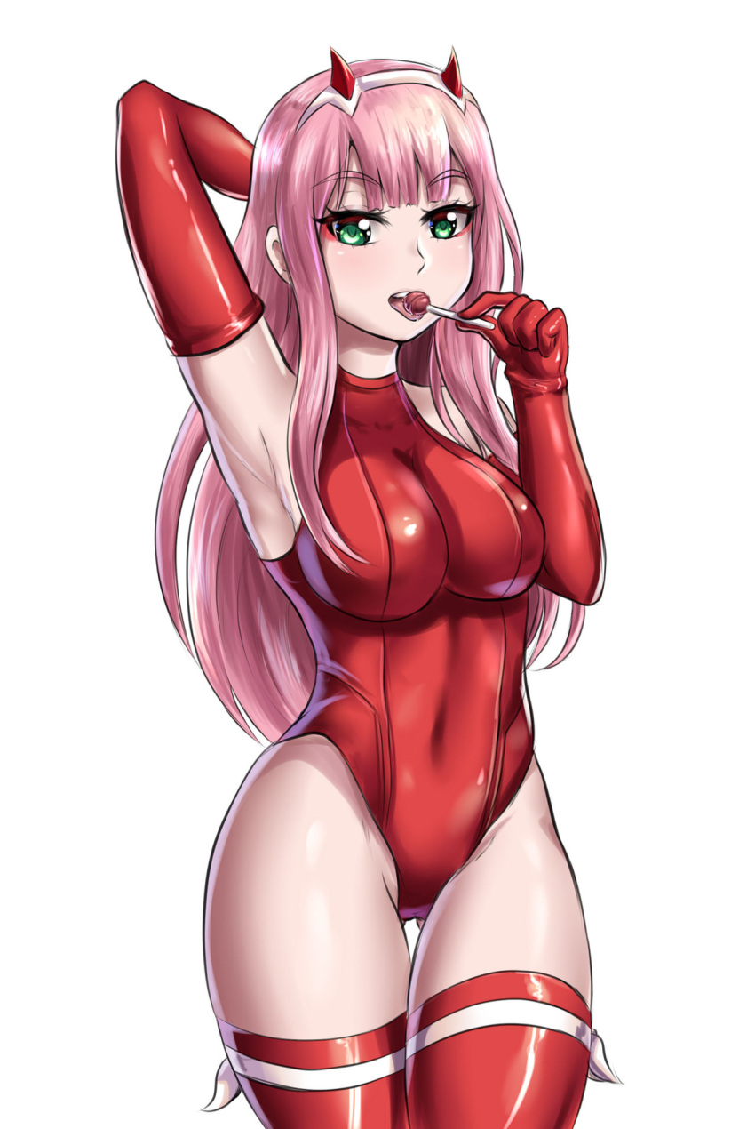 1girls alternate_costume arm_behind_head arm_up armpits blush candy covered_navel darling_in_the_franxx elbow_gloves eyebrows_visible_through_hair gloves green_eyes hand_up holding holding_candy holding_lollipop horns large_breasts latex leonart leotard lollipop long_hair looking_at_viewer neck open_mouth pink_hair red_gloves red_horns red_legwear red_leotard shiny shiny_hair simple_background smile standing straight thighhighs white_background zero_two_(darling_in_the_franxx)