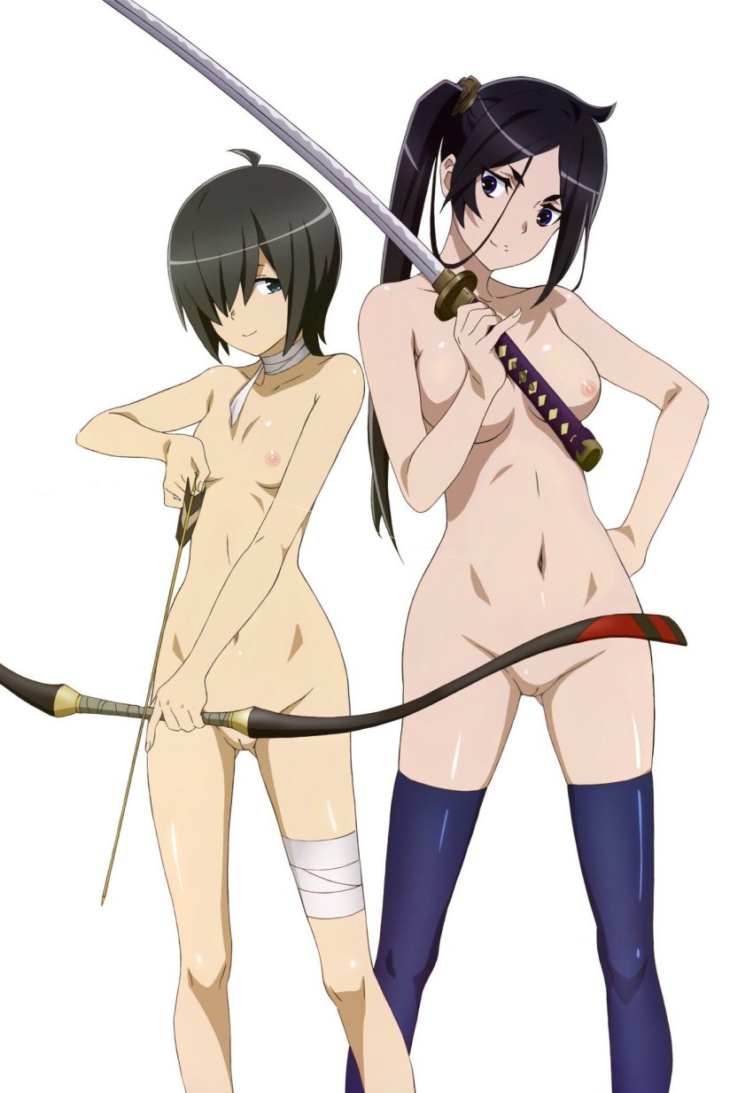 2girls bandages bangs_over_one_eye black_hair bow_and_arrow breasts completely_nude_female dungeon_ni_deai_wo_motomeru_no_wa_machigatteiru_darou_ka hand_on_hip hitachi_chigusa katana multiple_girls nipples ponytail purple_eyes pussy short_hair slim_girl slim_waist small_breasts smile thigh_boots uncensored weapons yamato_mikoto yuri