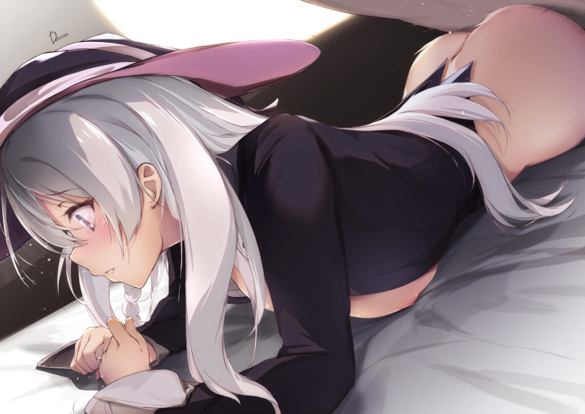 1boy black_headwear breasts clothed_sex dermar elaina_(majo_no_tabitabi) female grey_hair hat highres long_hair lying majo_no_tabitabi on_stomach prone_bone sex silver_hair small_breasts solo_focus straight straight1boy straight_sex white_hair witch witch_hat