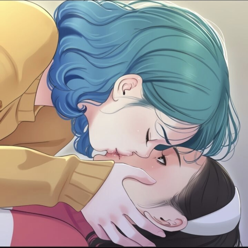 black_hair blue_hair bo-hye bo-jeong closed_eyes holding_face incest kissing maidens-in-law sisters webtoon yuri