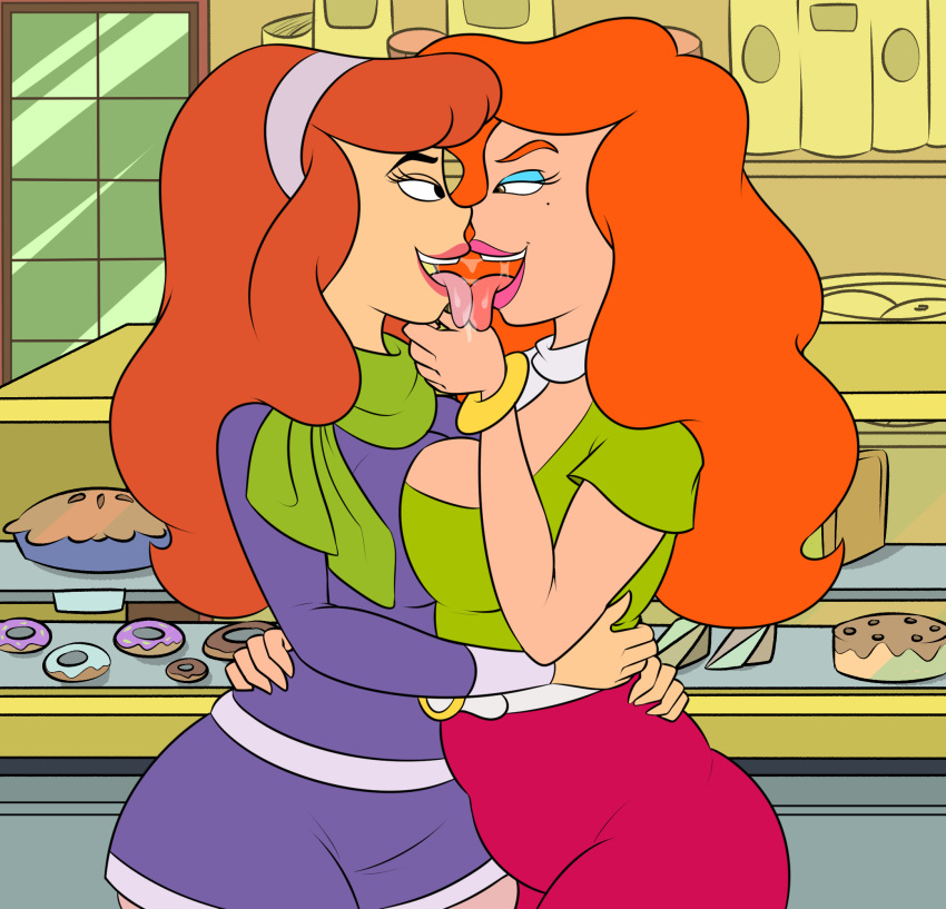 cousin_mel crossover daphne_blake french_kiss grandma_got_run_over_by_a_reindeer kissing orange_hair red_hair saliva scooby-doo teenagebratwurst tongue_kiss yuri