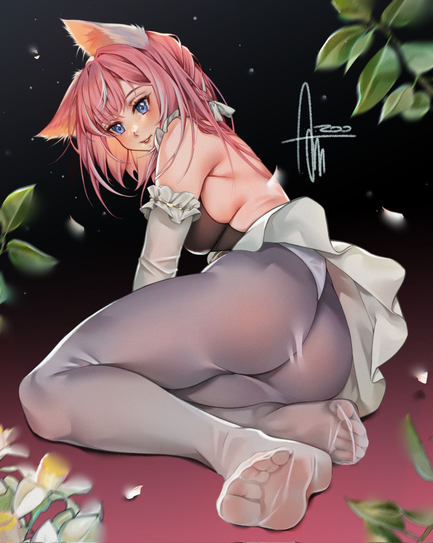 breasts dog_ears feet female pink_hair virtual_youtuber vyugen yuniiho_(character)