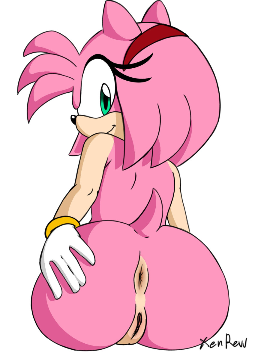 accessory amy_rose anthro anus ass big_butt bracelet clothing eulipotyphlan eyelashes female fur furry furry_only genitals gloves green_eyes hair_accessory hairband handwear head_tuft hedgehog hi_res jewelry looking_at_viewer looking_back looking_back_at_viewer mammal nude pink_body pink_fur pussy rear_view sega simple_background sitting smile solo sonic_(series) sonic_the_hedgehog_(series) spread_butt spreading tail tan_body tan_fur tuft white_background white_clothing white_gloves white_handwear xenrevv