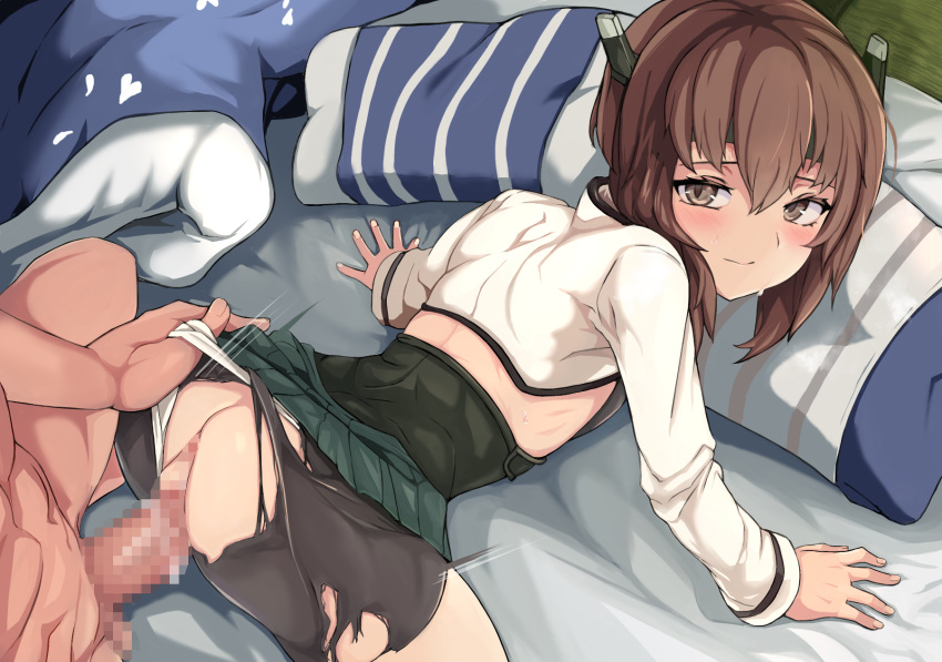 1boy admiral_(kantai_collection) back_cutout bike_shorts black_shorts breasts brown_hair clothing_cutout confused doggy_style female futon green_skirt headgear highres indoors jyanen_tanpopo kantai_collection looking_at_another looking_back medium_hair miniskirt pillow sex shorts skirt small_breasts taihou_(kantai_collection) tatami vaginal vaginal_penetration yellow_eyes