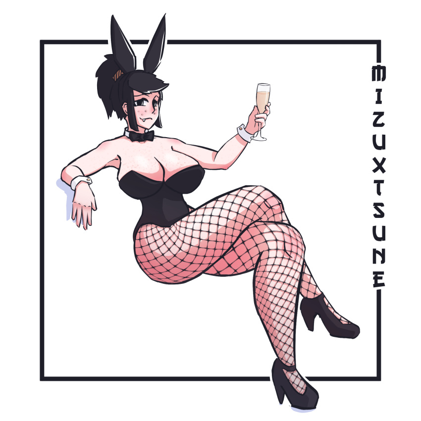 black_hair bowtie bowtie_collar bunny_ears bunny_girl bunnysuit champagne fishnets freckles freckles_on_breasts freckles_on_face high_heels mizu_(mizuxtsune) mizuxtsune oc original original_character pantyhose ponytail smirk smug