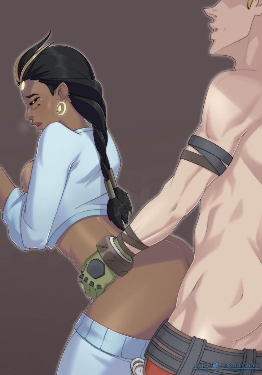 1boy 1girls bottomless dark-skinned_female dark_skin illari_(overwatch) illari_quispe_ruiz interracial jamison_fawkes junkrat overwatch overwatch_2 peruvian_female sex_from_behind simple_background