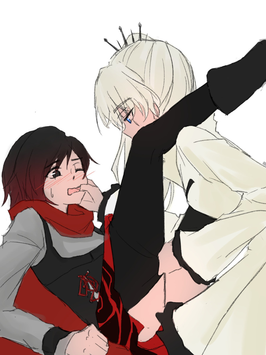 2girls blue_eyes multiple_girls red_hair ruby_rose rwby silver_eyes tuemei weiss_schnee white_hair yuri