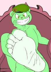 1boy 5_toes anthro bear beret chair crossed_legs cute_feet cyborg-steve edit feet fliqpy fliqpy_(htf) foot_fetish foot_focus green_fur happy_tree_friends head_on_hand male male_only mammal mondo_media sitting soles ursid