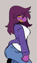 1female 1girls 2025 anthro anthro_female ass ass_focus breasts brown_hair butt_focus clothed clothed_female deltarune female female_anthro female_focus female_only freckles freckles_on_face grey_background hourglass_figure hourglass_figured_female jeans looking_at_viewer maud_fal monster_girl purple_body purple_skin scalie sharp_teeth side_view snout susie_(deltarune) toby_fox undertale_(series) video_game_character yellow_eyes yellow_sclera