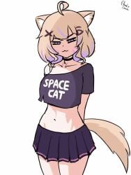 1girl ahoge animal_ears black_choker black_shirt blonde_hair cat_ears choker clothes_writing collarbone cowboy_shot crop_top gif hair_ornament hairclip indie_virtual_youtuber looking_at_viewer midriff navel pleated_skirt purple_eyes shirt skirt smile solo squchan_(vtuber) virtual_youtuber vyugen